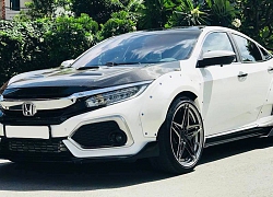 Việt Nam không có Civic Type R, dân chơi Sài Gòn "chi đậm" 600 triệu độ lại Civic thường từ trong ra ngoài