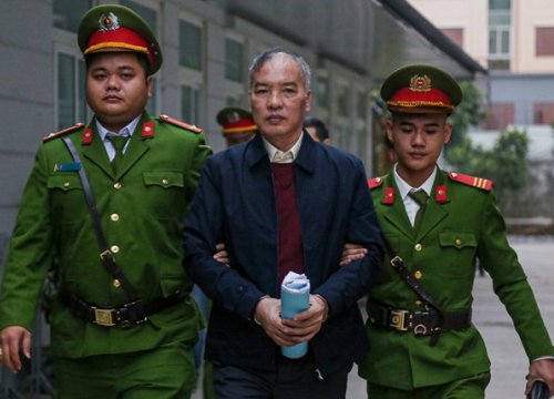 Bị cáo Lê Nam Trà: 'Ông Son nói với tôi là cậu ký đi'