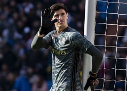 Bị CĐV Valencia huýt sáo, Courtois làm 1 hành động khó tin!