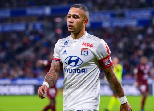 Depay đứt dây chằng đầu gối, có nguy cơ lỡ Euro 2020