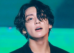 "Em út vàng" Jungkook (BTS) bất ngờ xuất hiện trên gameshow Việt, đến Chí Thiện còn mê vì quá đẹp trai