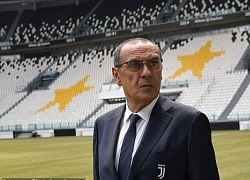 HLV Sarri phủ nhận việc Juventus đặt nặng C1 hơn Serie A