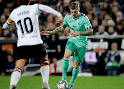 Hòa may mắn Valencia, Real Madrid lỡ cơ hội soán ngôi Barcelona