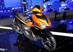 Honda Air Blade ra phiên bản mới, thế hệ cũ bán đúng giá