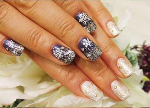 Nổi 'bần bật' với 5 mẫu nail xinh lung linh đón Giáng sinh