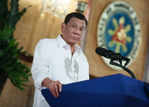 Tổng thống Duterte thoát nạn trong động đất 6,8 độ richter