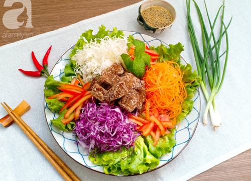 Ăn Eat Clean các mẹ đừng bỏ qua món salad ngũ sắc đẳng cấp nhà hàng này nhé