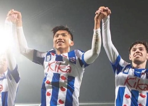 Báo Thái ấn tượng với màn ra mắt của Văn Hậu tại Heerenveen