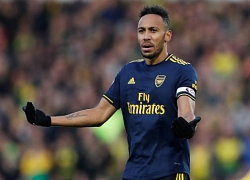 Dùng "quà giáng sinh" dụ Aubameyang, Arsenal vẫn nhận cái kết cực đắng