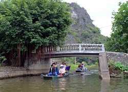 Nét thêu hào hoa trên đất cố đô