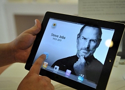 Nụ cười xấu xa của Steve Jobs và lịch sử chiếc iPad