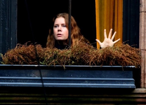 Phim tâm lý kinh dị của Amy Adams tung trailer mới, hồi hộp không kém gì 'Gone Girl'
