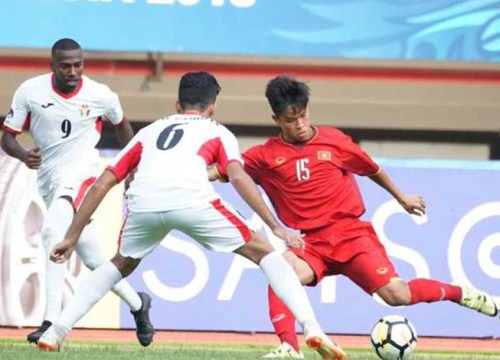 U-19 Việt Nam lúc nhạt lúc đậm