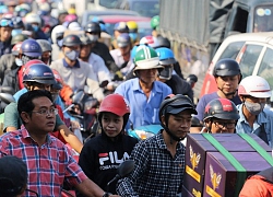 TP. Hồ Chí Minh: Cấm đường để đua xe khiến cửa ngõ sân bay Tân Sơn Nhất tắc nghẽn