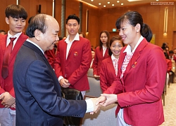 Thủ tướng: 'Đừng để các VĐV sau khi giải nghệ phải đi bán bánh mỳ'