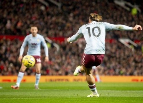 "Cậu ấy đang bị lung lay bởi Man Utd"