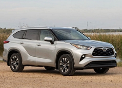 Chi tiết xe SUV cỡ trung 'ăn khách' nhất của Toyota, giá hơn 800 triệu đồng