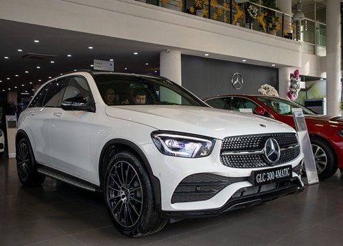 "Mục sở thị" Mercedes-Benz GLC 300 4Matic 2020 vừa cập bến đại lý