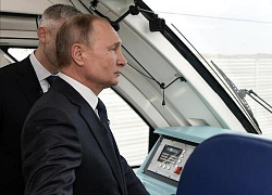 Ông Putin khai trương chuyến tàu hỏa lần đầu tiên nối Nga với Crimea