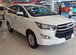 Toyota Innova giảm giá "khủng" lên tới 100 triệu đồng tại đại lý