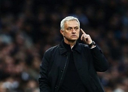 "Cậu ấy đi hay ở thì đều có liên quan đến Mourinho"