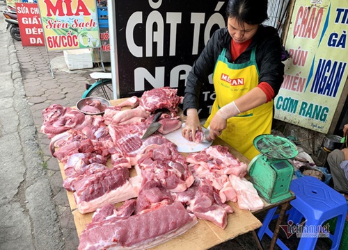 Cháo trai tăng giá, bò bít tết giảm khẩu phần... lý do bá đạo của bà chủ