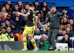 Chelsea 0-2 Southampton: "Quà đẹp" cho đội khách