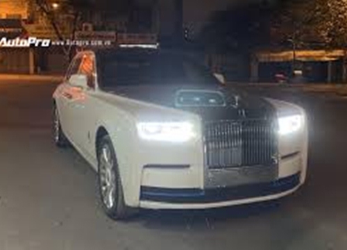 Rolls-Royce Phantom VIII thứ 2 về Việt Nam lộ nội thất Bespoke với màu sắc tương phản diện mạo bên ngoài