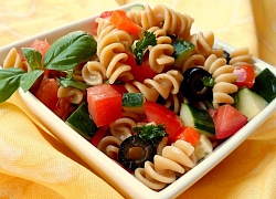 Cách làm salad mì ống lạnh đơn giản cực ngon