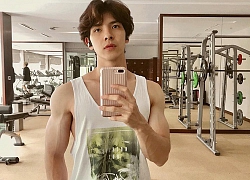 Đọ body nét như tạc tượng của dàn trai đẹp mới nổi: Hỡi chị em, đầu năm mới rửa mắt chút không?