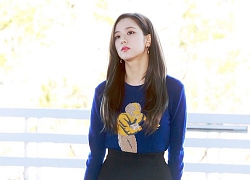 Khi diện váy, Jisoo (BLACKPINK) thường áp dụng 4 tips hack dáng để dù không cao nhưng người khác cũng phải ngước nhìn
