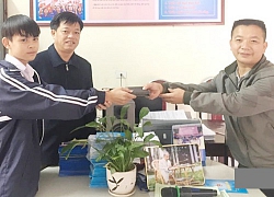 Nam sinh nhặt được ví, báo trường trả lại người đánh rơi