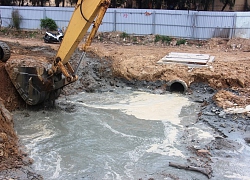 Nước đen ngòm, bốc mùi xả ra biển Quy Nhơn: Đình chỉ, khắc phục ngay