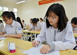 Trót ghi nhầm tên lớp vào bài thi, nam sinh lo lắng nhận cái kết thảm nhưng lại được cô nhắn nhủ điều bất ngờ