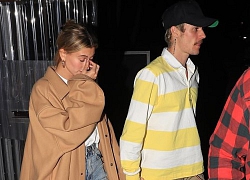 Justin Bieber tình tứ nắm tay vợ đến Nhà thờ lúc tối muộn