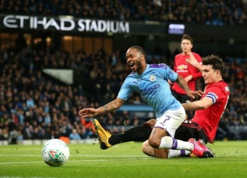 Chỉ 1 khoảnh khắc, Maguire "đập nát" nghi ngờ của Guardiola