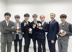 Giữa lịch trình 'kín như bưng', BTS vẫn có tên trong dàn line up cực chất của The Fact Music Awards 2020