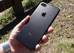 Bỗng nhiên iPhone 7 Plus giảm mạnh cuối tuần, lại còn nhiều ưu đãi, quà khủng