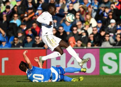 Getafe 0-3 Real Madrid: Dành tặng Zidane