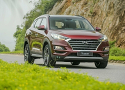 Giá rẻ, thiết kế trẻ, tiện nghi, Hyundai Tucson có vượt được Honda CR-V?