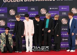 Thảm đỏ lễ trao giải Golden Disc Awards lần thứ 34 ngày 2: V (BTS) bị té trên thảm đỏ và ứng biến 'cứu thua' đáng khen ngợi từ Jin