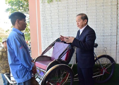 "Làm sao để dịch vụ xích lô Huế ngày càng sang trọng, văn hóa hơn"