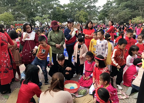 Bạn đọc viết: "Tết này các con nghỉ ngơi nhé!"