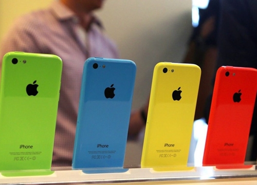 iPhone 5C hàng bãi ồ ạt về Việt Nam cận Tết, giá từ 700.000 đồng