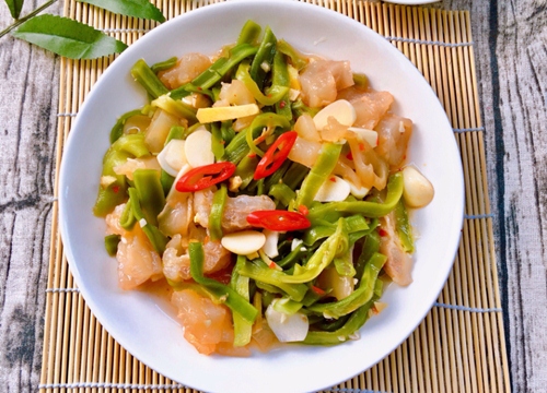 Tết là phải có nộm, Tết năm nay bạn mà làm món nộm này thì đảm bảo ai cũng khen ngon tấm tắc!