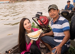 Á hậu Kim Duyên đi dép tổ ong thăm lại quê nhà