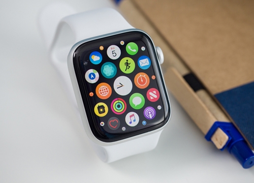 Apple Watch, iPhone và iPad đang bị rớt giá trị