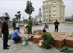 Bắt giữ vụ vận chuyển "khủng" hơn 1 tấn pháo nổ