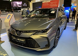 Cận cảnh Toyota Corolla Altis 2020 hoàn toàn mới tại Singapore Motor Show