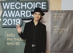 K-ICM diện vest bảnh bao, nổi bần bật với biểu cảm gây chú ý tại WeChoice Awards 2019